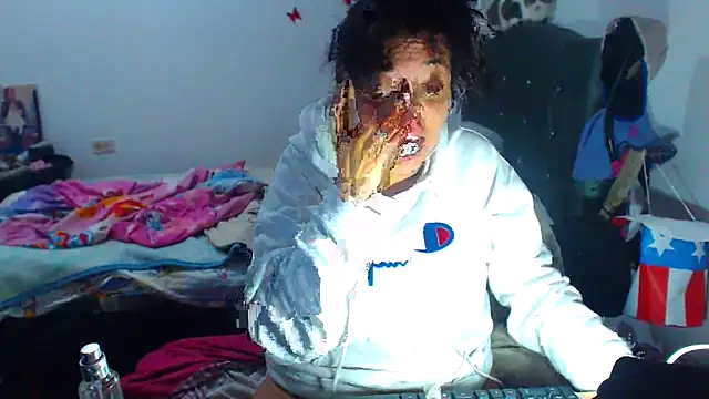 AmaraRoberts420 online show from 10-08-25, 04:26