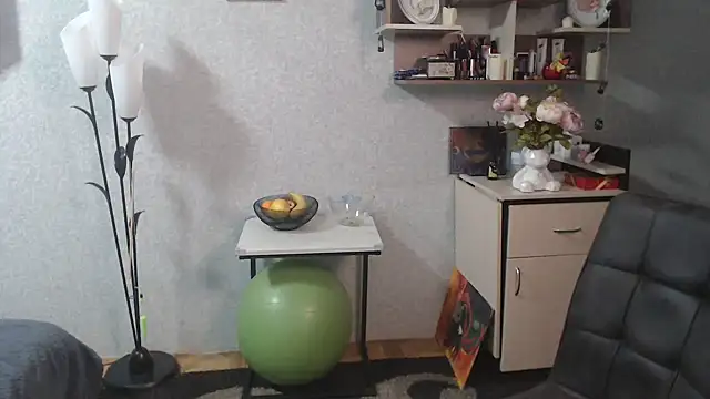 BeatriksS online show from 02-28-25, 03:15