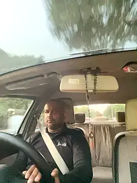 Dick 6inches online show from 09-10-25, 01:11