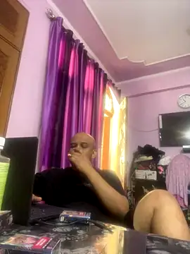 Dick 6inches online show from 10-16-25, 05:08