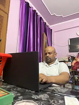 Dick 6inches online show from 10-22-25, 03:34