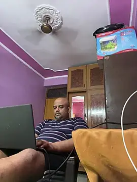 Dick 6inches online show from 05-09-26, 06:51