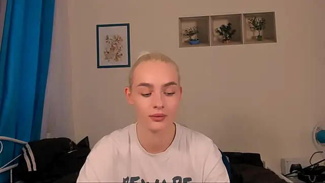 OliviaKisss online show from 05-31-26, 03:08