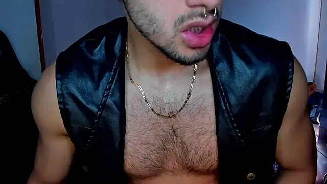 Snapshot of Tommy_Bred chatting on 02-27-26, 06:19 Tommy Bred online show from 02-27-26, 06:19