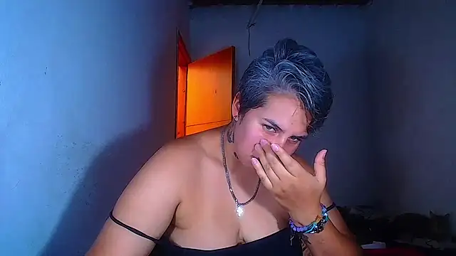 Yessi rousse online show from 07-21-26, 07:49