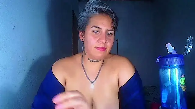 Yessi rousse online show from 07-23-26, 01:58