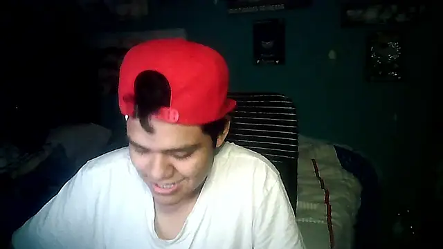 Snapshot of Valesh20 chatting on 09-24-25, 11:52 Valesh20 online show from 09-24-25, 11:52