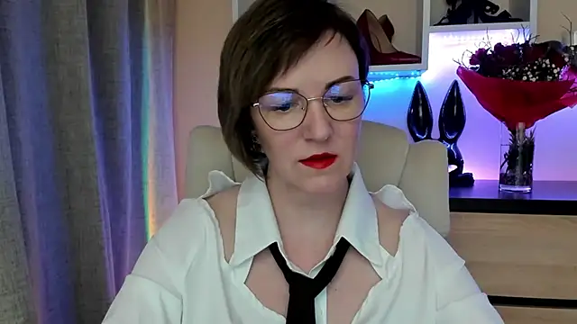 Snapshot of feliziaDesire chatting on 02-16-26, 01:51 feliziaDesire online show from 02-16-26, 01:51