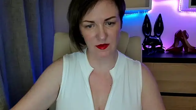 Snapshot of feliziaDesire chatting on 02-20-26, 11:22 feliziaDesire online show from 02-20-26, 11:22