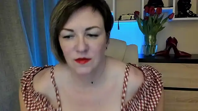 Snapshot of feliziaDesire chatting on 03-20-26, 12:10 feliziaDesire online show from 03-20-26, 12:10