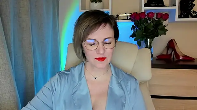 Snapshot of feliziaDesire chatting on 03-22-26, 02:09 feliziaDesire online show from 03-22-26, 02:09