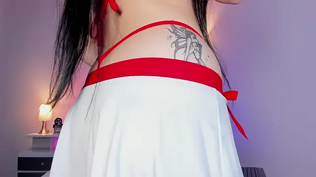 Snapshot of ice_grace chatting on 10-31-25, 08:48 ice grace online show from 10-31-25, 08:48