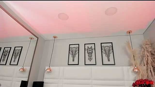 Rebeca jones online show from 09-12-25, 12:16