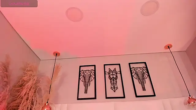 Rebeca jones online show from 09-19-25, 12:06