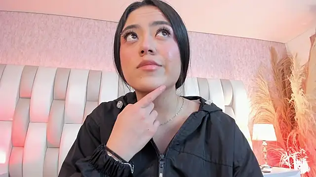 Rebeca jones online show from 02-07-26, 12:09