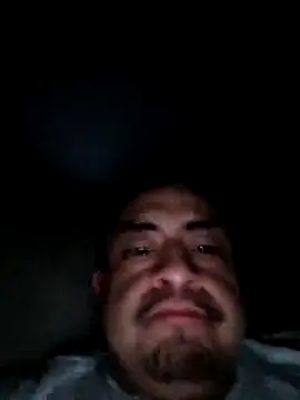 Snapshot of hungpenis210 chatting on 03-29-26, 07:19 hungpenis210 online show from 03-29-26, 07:19