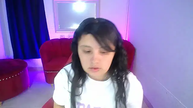 nathaly low1 online show from 06-25-26, 12:20