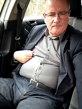 stiffandlubedxh online show from 09-08-25, 10:09