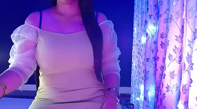 Snapshot of janifer001 chatting on 12-15-24, 01:24 janifer001 online show from 12-15-24, 01:24