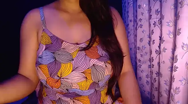 Snapshot of janifer001 chatting on 03-02-25, 02:08 janifer001 online show from 03-02-25, 02:08