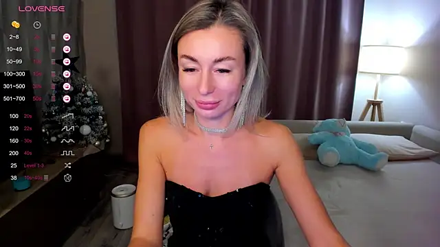 DannaEvan online show from 12-24-24, 12:11