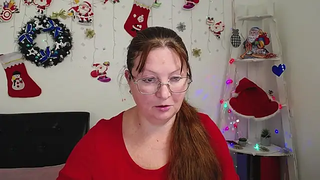 VanessaHotts online show from 12-26-24, 10:59