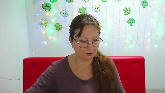 VanessaHotts online show from 03-14-25, 09:03