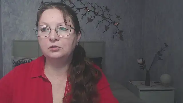 VanessaHotts online show from 02-20-26, 06:10