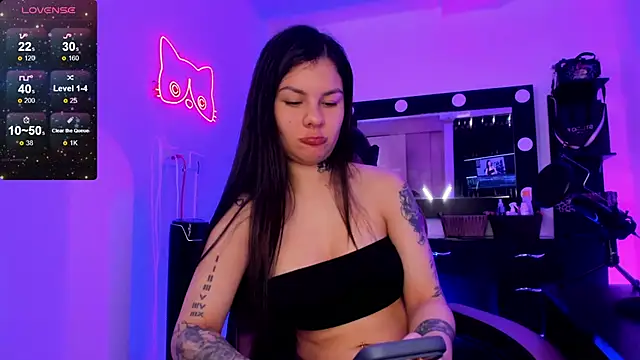 miss kitty online show from 06-26-26, 07:51