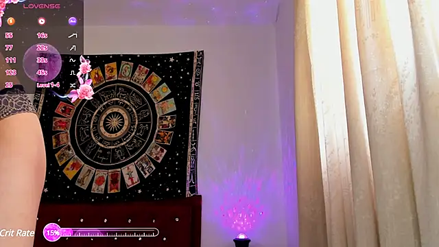 luna del rey  online show from 12-13-24, 04:49