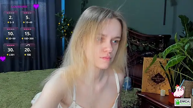 Snapshot of lady_bellaa chatting on 12-04-24, 09:29 lady bellaa online show from 12-04-24, 09:29