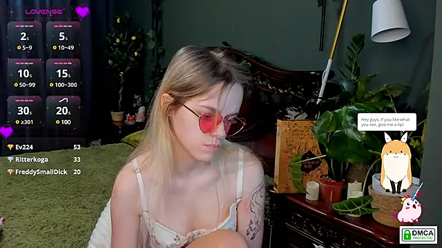 Snapshot of lady_bellaa chatting on 12-08-24, 12:08 lady bellaa online show from 12-08-24, 12:08