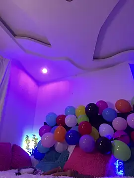 Snapshot of lonely_shewolf chatting on 03-14-25, 07:12 lonely shewolf online show from 03-14-25, 07:12