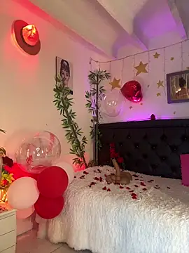 Snapshot of lonely_shewolf chatting on 02-13-26, 05:20 lonely shewolf online show from 02-13-26, 05:20