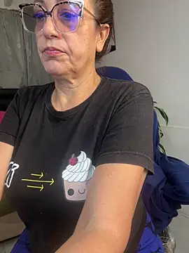 Snapshot of lonely_shewolf chatting on 03-23-26, 07:18 lonely shewolf online show from 03-23-26, 07:18