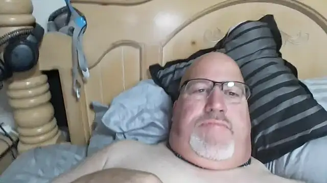 Bigbear0563 online show from 10-07-25, 04:26