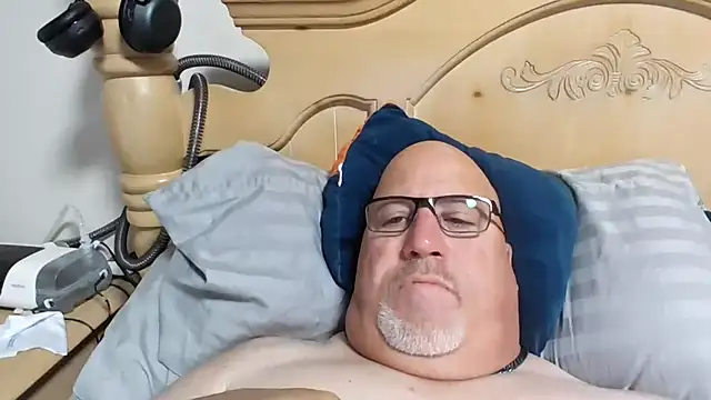 Snapshot of Bigbear0563 chatting on 07-07-26, 12:53 Bigbear0563 online show from 07-07-26, 12:53