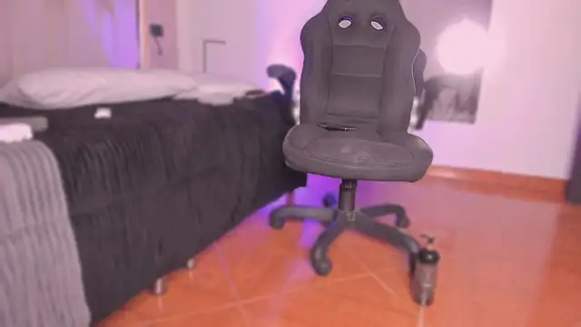 Emmily Savage online show from 12-14-25, 10:36