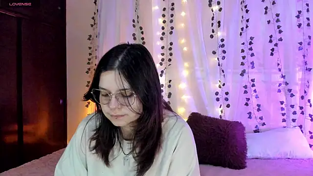 Mey moon online show from 12-11-24, 08:18