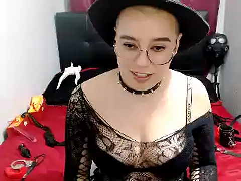 TamySweetness online show from 12-22-24, 01:34