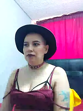 TamySweetness online show from 12-30-24, 04:29