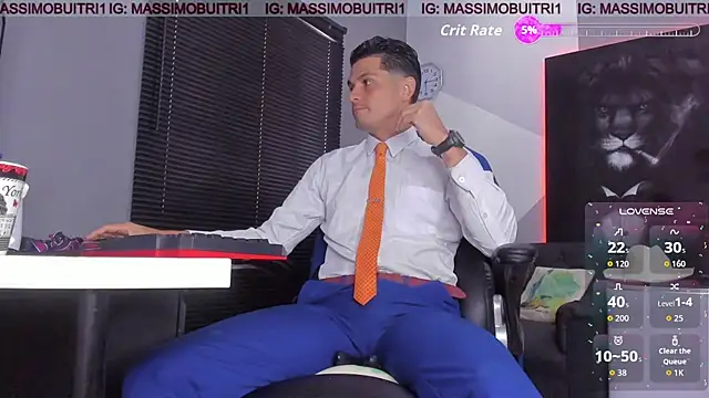 Snapshot of massimo_g chatting on 10-20-25, 01:00 massimo g online show from 10-20-25, 01:00