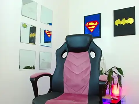 mathew vidal1 online show from 09-29-25, 07:51