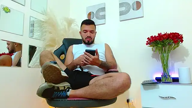 mathew vidal1 online show from 10-10-25, 10:20