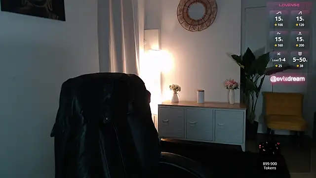 Crystal-dreamt online show from 05-01-26, 09:14