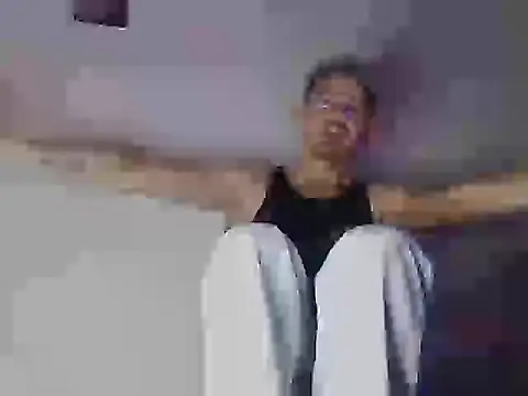 MariusL91908844 online show from 02-04-26, 08:58