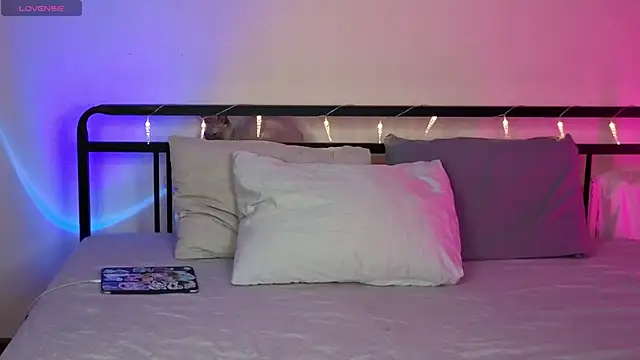 Snapshot of sinthiaroze chatting on 10-24-25, 07:32 sinthiaroze online show from 10-24-25, 07:32