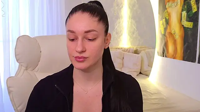 moniqque online show from 05-03-26, 10:10