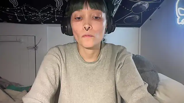 FRRANNKIE online show from 12-16-24, 01:00