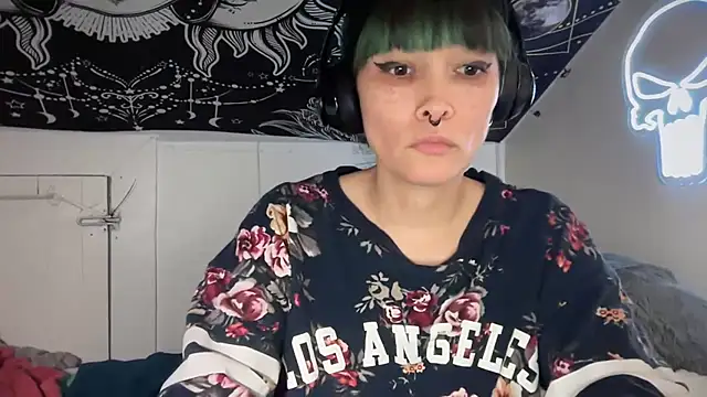 FRRANNKIE online show from 12-19-24, 04:46